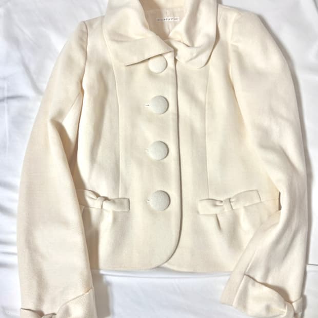 일브 로디스포토깔 윌셀렉션 리본 숏코트 자켓 라떼갸루 리즈리사 앙크루즈