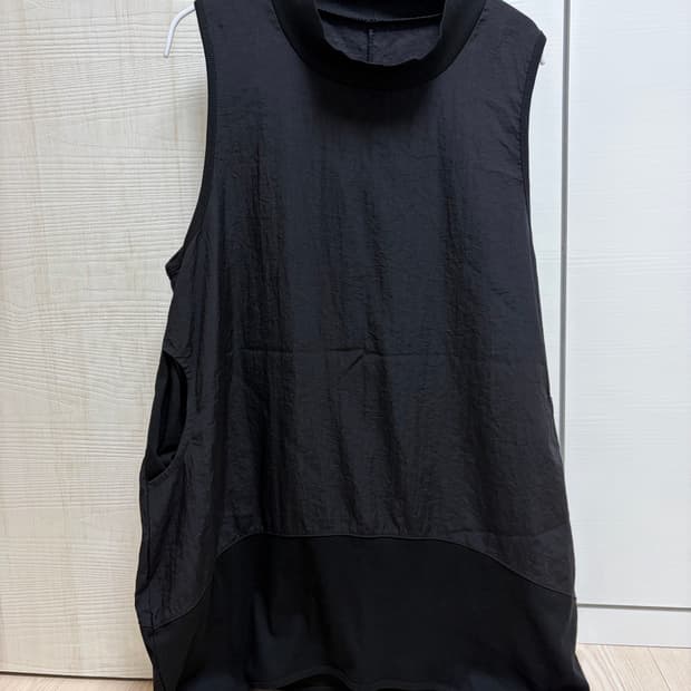 슬리브리스 미디 원피스