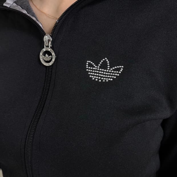 큐빅 로고 딱붙 아디다스 져지