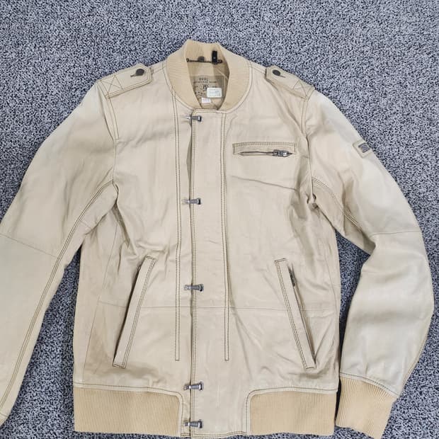 디젤 레더 자켓 (M사이즈)