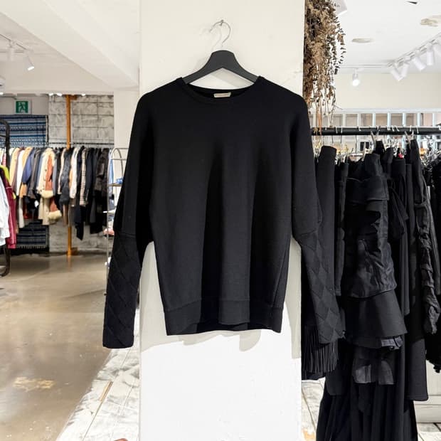 보테가베네타 블랙 인트레치아토 위브 슬리브 울 니트