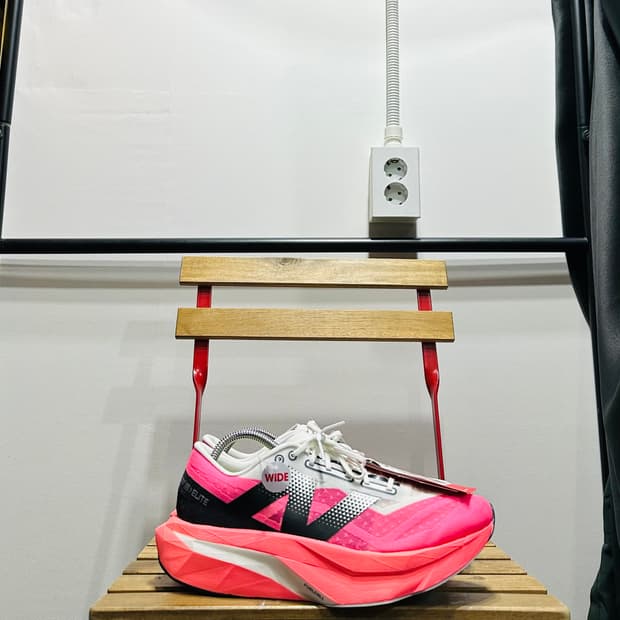 275) 새상품 뉴발란스 퓨어셀 슈퍼컴프 엘리트 V4 울트라 핑크