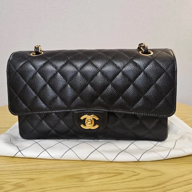 (정품)샤넬 클래식 캐비어 플랩백 캐비어 금장