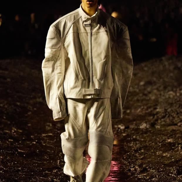 발렌시아가 23ss 카우스킨 디스트레스드 레더 바이커 자켓 1