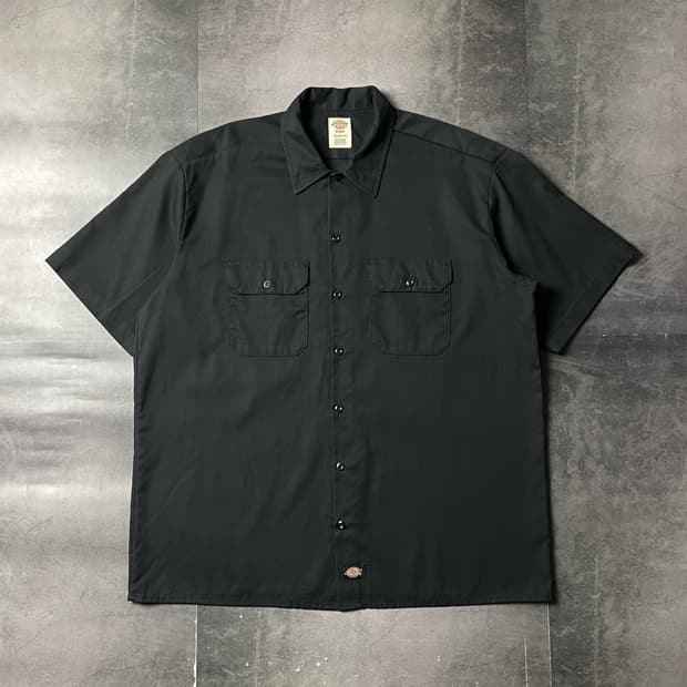 DICKIES 디키즈 빈티지 블랙 플랩포켓 반팔 워크셔츠 A01050