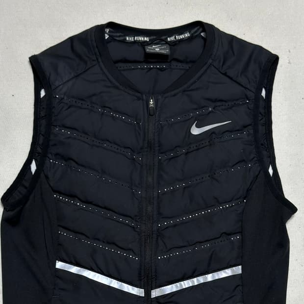 M 나이키 러닝 에어로로프트 베스트