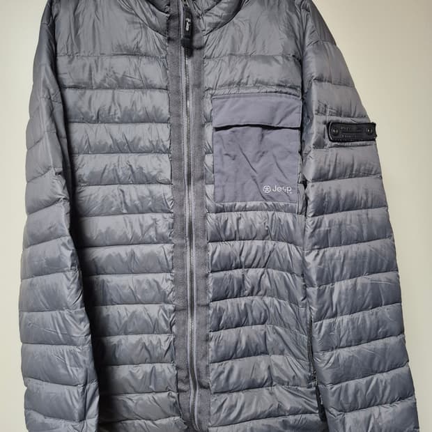 지프 정품 오리털 경량 패딩 110사이즈 판매합니다