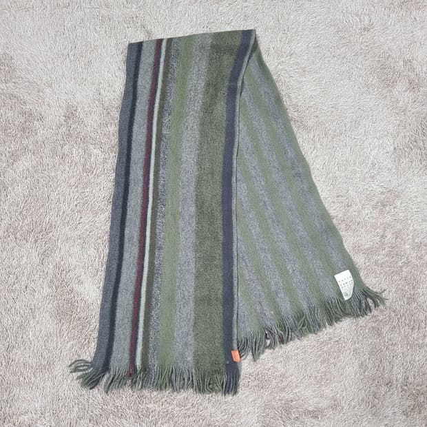 휴고보스 버진울 목도리