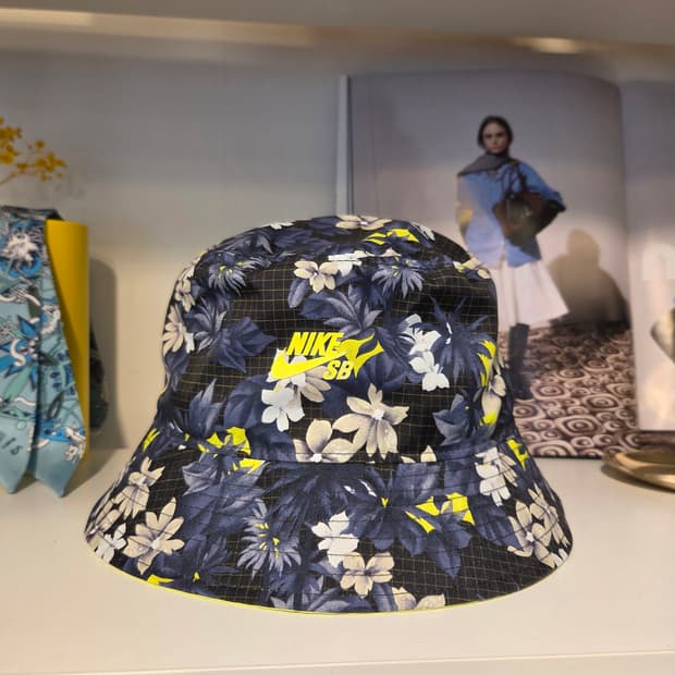 나이키 플라워 버킷햇