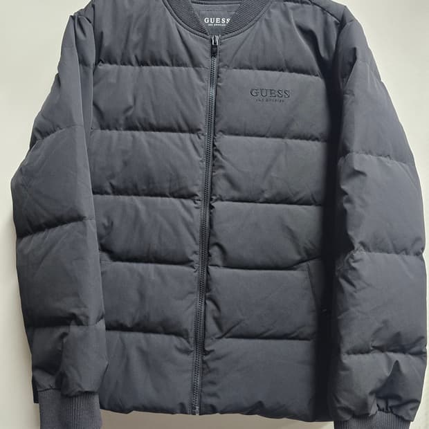 게스 덕다운 경량패딩점퍼 XL