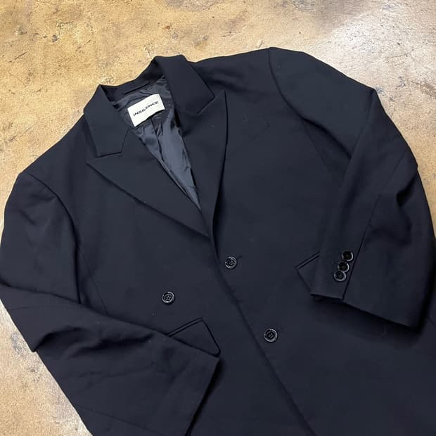 [정품/M] 인사일런스 블랙 더블 브레스티드 코트 b8