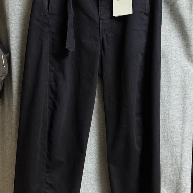 르메르 트위스트 데님 팬츠 르메르 벨티드