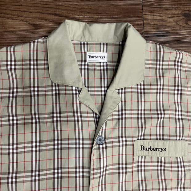 버버리 일본판 노바체크 파자마 셔츠 연카키