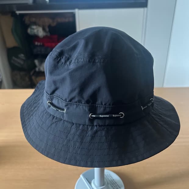 슈프림 버킷햇