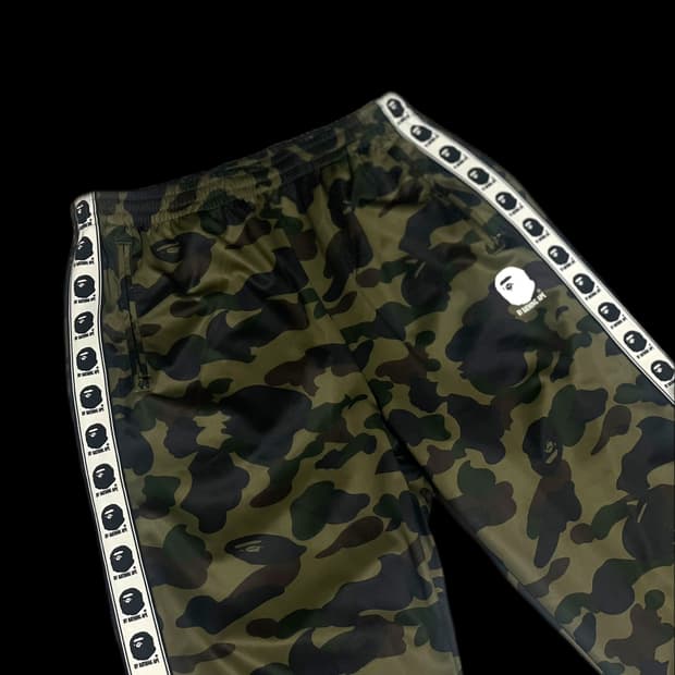 [정품] BAPE 베이프 카모 트랙 팬츠