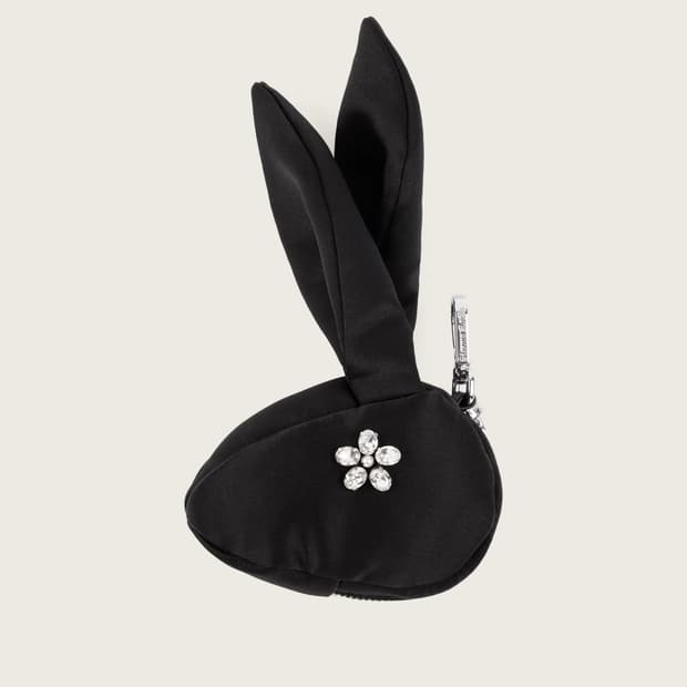 시몬로샤 25fw 새틴 래빗 동전지갑 키링/블랙