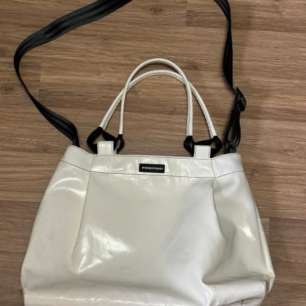 프라이탁 샐리 크로스/ 토트백 sally (단종)