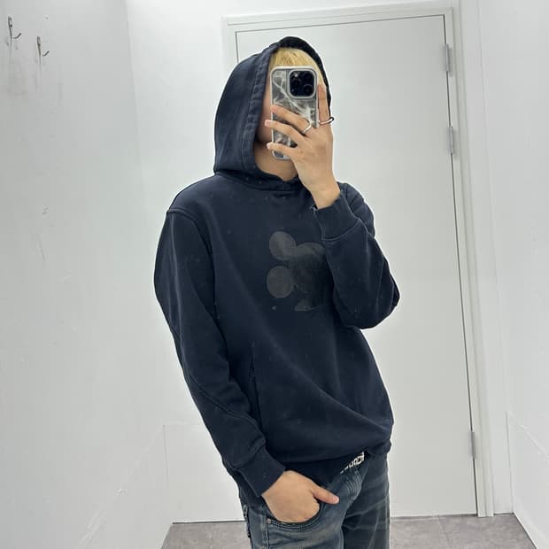 Disney glossy Mickey Mouse hood