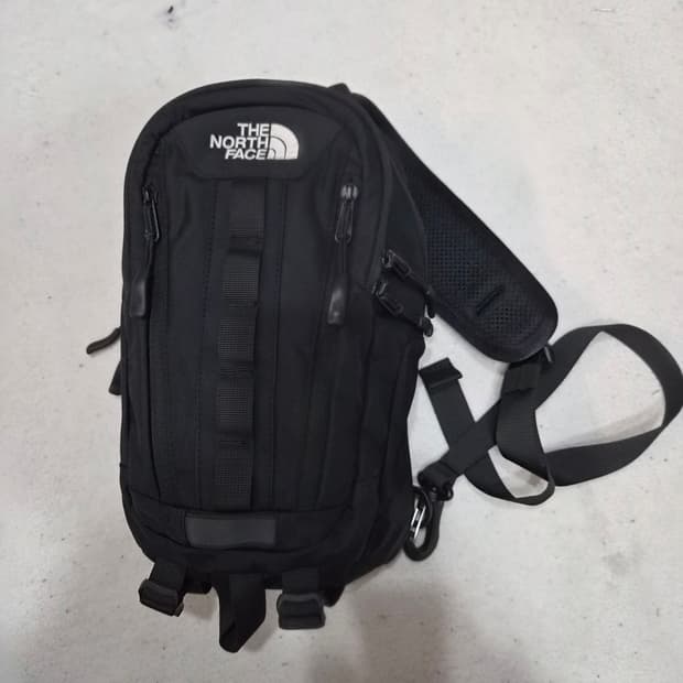 노스페이스  메쉬미니 슬링뱁