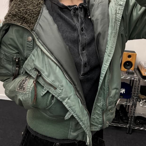 디젤 00s N2B 크롭 퍼 자켓