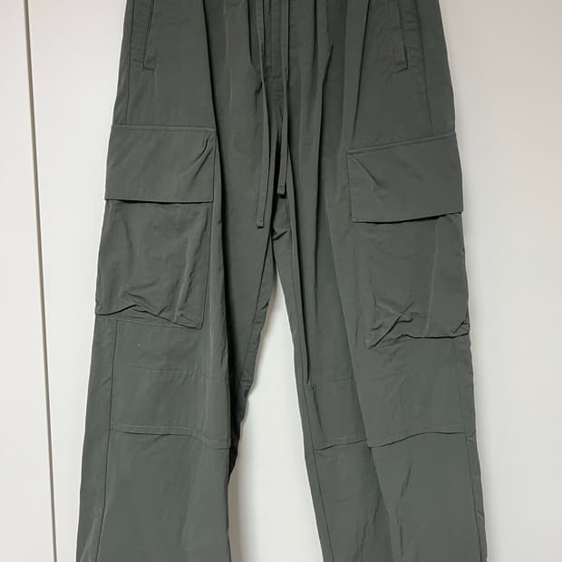 벨리에 나일론 팬츠