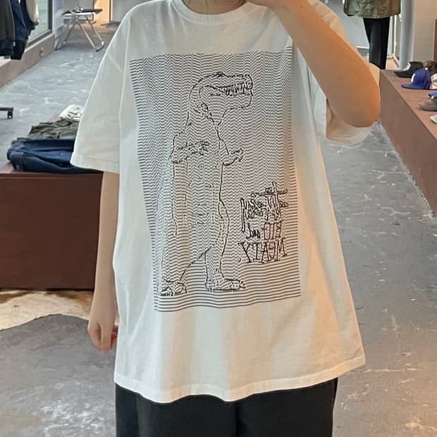 스투시 닷 룹스 화이트 반팔 H2125