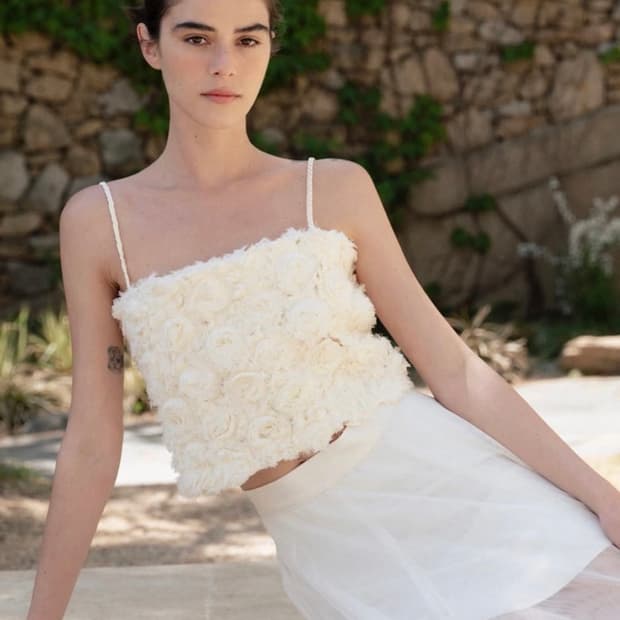 더티스 로즈 슬리브리스 탑 아이보리 S