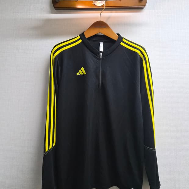 2XL) 아디다스 쿼터집업 트레이닝 탑 팝니다