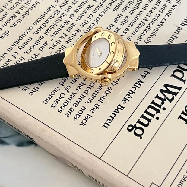 GUCCI 옐로우 골드 턴 케이스 구찌 시계