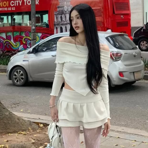 카키포인트 턱 스커트 아이보리