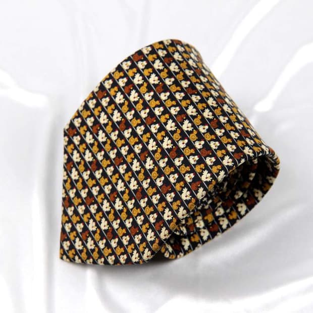 페라가모 9.4cm A등급 남자 명품 넥타이