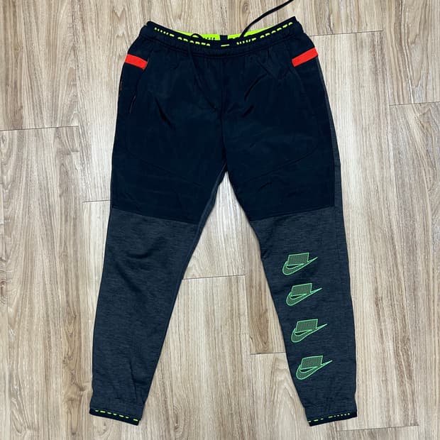 나이키 써마 조거팬츠 M