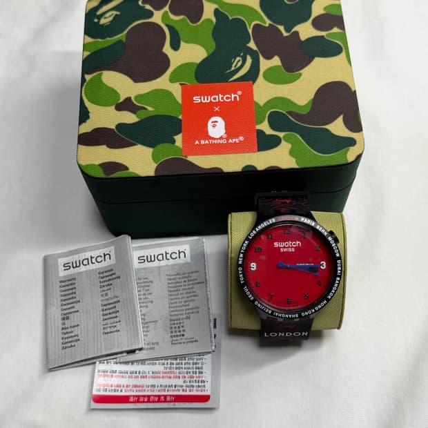 베이프 스와치 시계 빅볼드 런던에디션 한정판