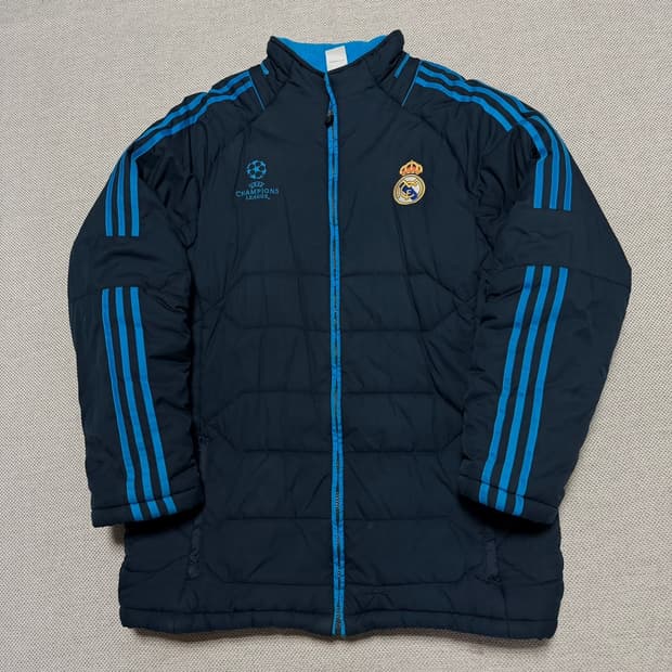 아디다스 레알 마드리드 패딩 자켓