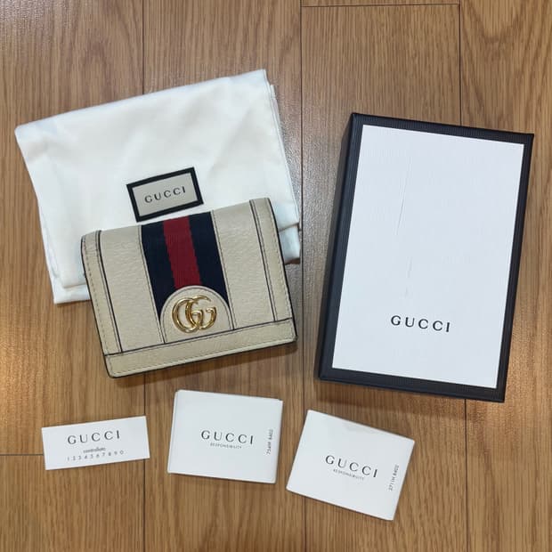 구찌 오피디아 반지갑