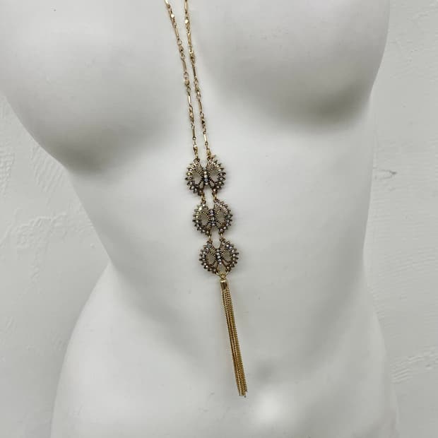 엔틱 큐빅 태슬 드롭 네크리스