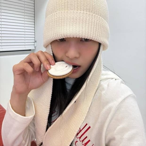 [제니 착용] 스컬프터 Casper Heart Hoodie