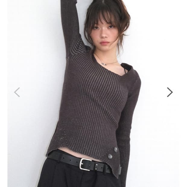 (새상품)애즈온 니트