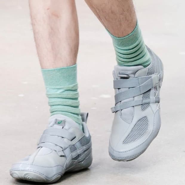 이세이미야케 아식스 하이퍼테이핑