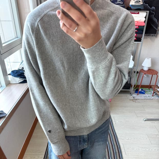 헤리티지플로스 맨투맨