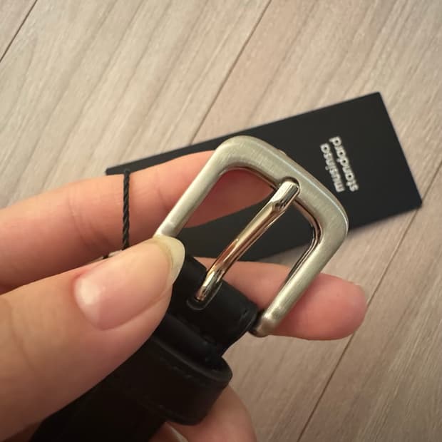 우먼즈 라운디드 스퀘어 신세틱 레더 슬림 벨트 20mm
