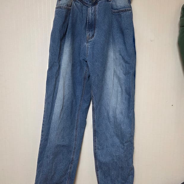 언어펙티드 원턱 데님 판매합니다. 