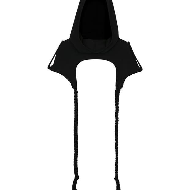 YEEL BRAIDED STRAP CAPE HOODIE BLACK