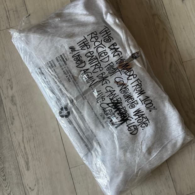 스투시 도버스트릿 뉴욕 후드집업 새상품 M