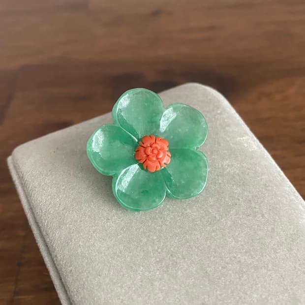 천연 비취 산호 브로치