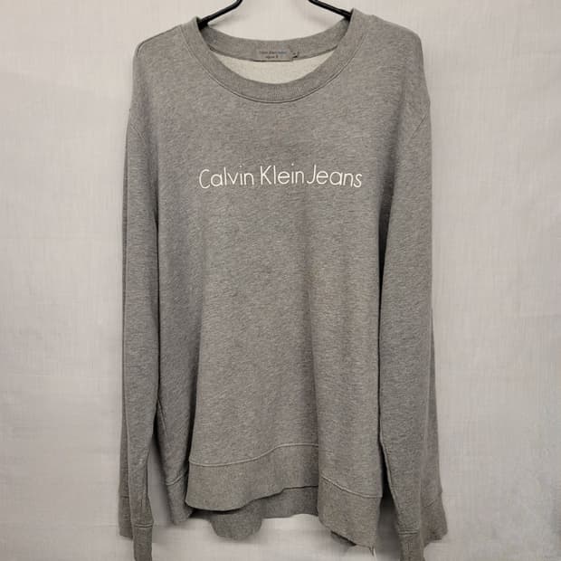 CALVIN KLEIN