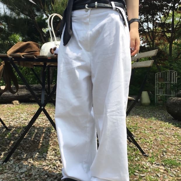화이트 코튼 와이드 팬츠