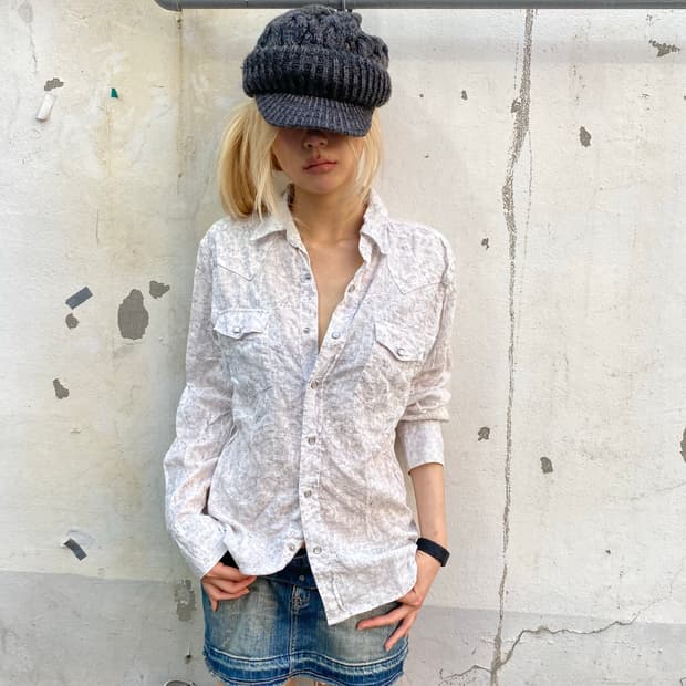 Paisley/Floral Pearl Snap Long Sleeve W