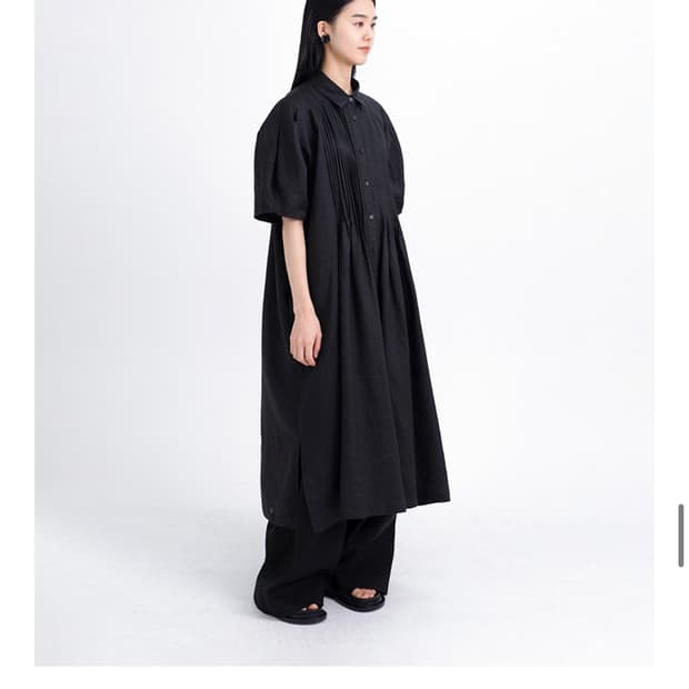 유노이아 Mone Pintuck Dress