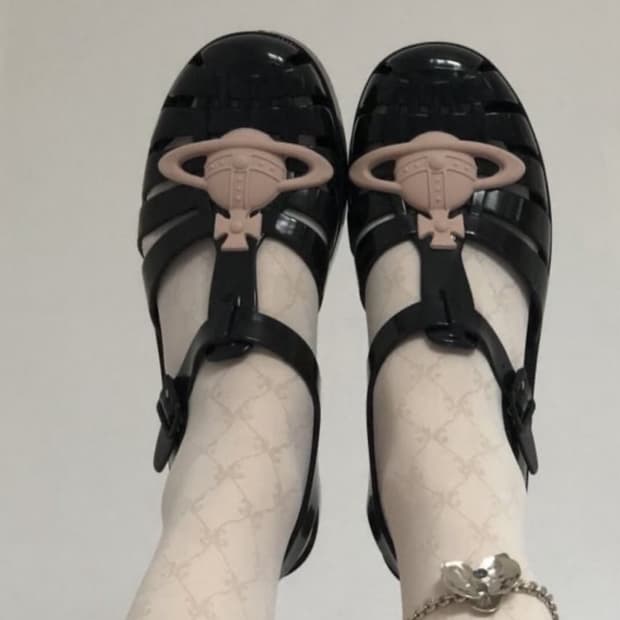 비비안웨스트우드 멜리사 ORB 로고 플랫슈즈 230